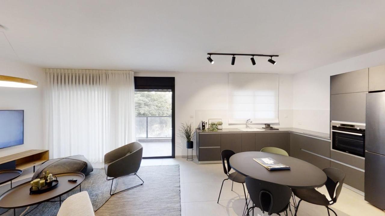 Luxury 3&4 Bedroom New Apartments - Close To The Beach & Bahai Gardens 海法 外观 照片